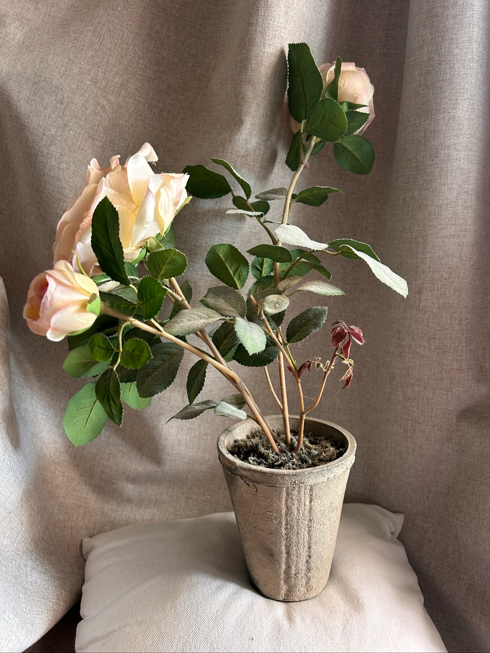 Artificial flower composition Shabby Chic Roses – photo 4